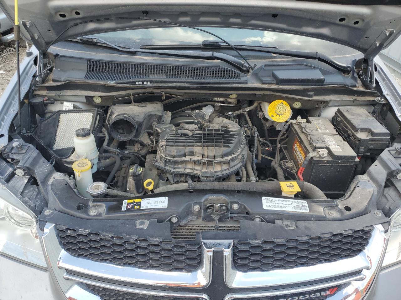 Dodge Caravan Sxt Image 12