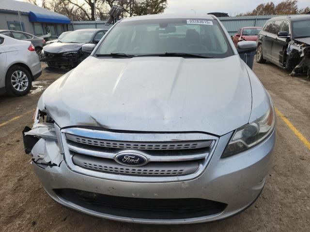 Ford Taurus Sel Image 9