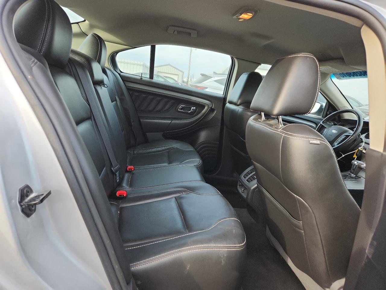 Ford Taurus Sel Image 11