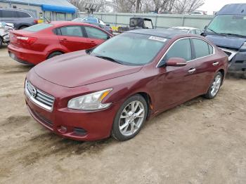  Salvage Nissan Maxima