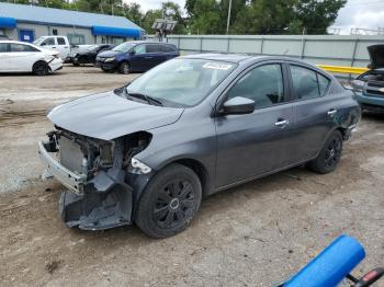  Salvage Nissan Versa