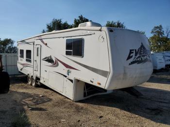  Salvage Ever 5th Wheel