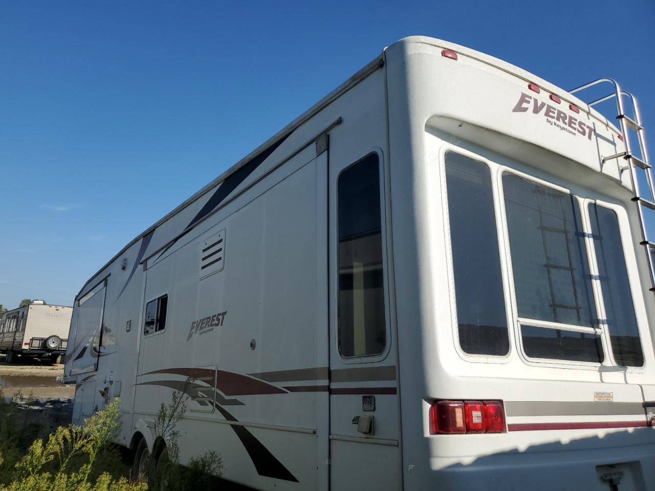 Ever 5th Wheel Image 8