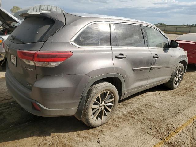 Toyota Highlander Hybrid Image 3