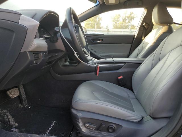 Toyota Avalon Xle Image 11