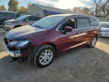  Salvage Chrysler Minivan