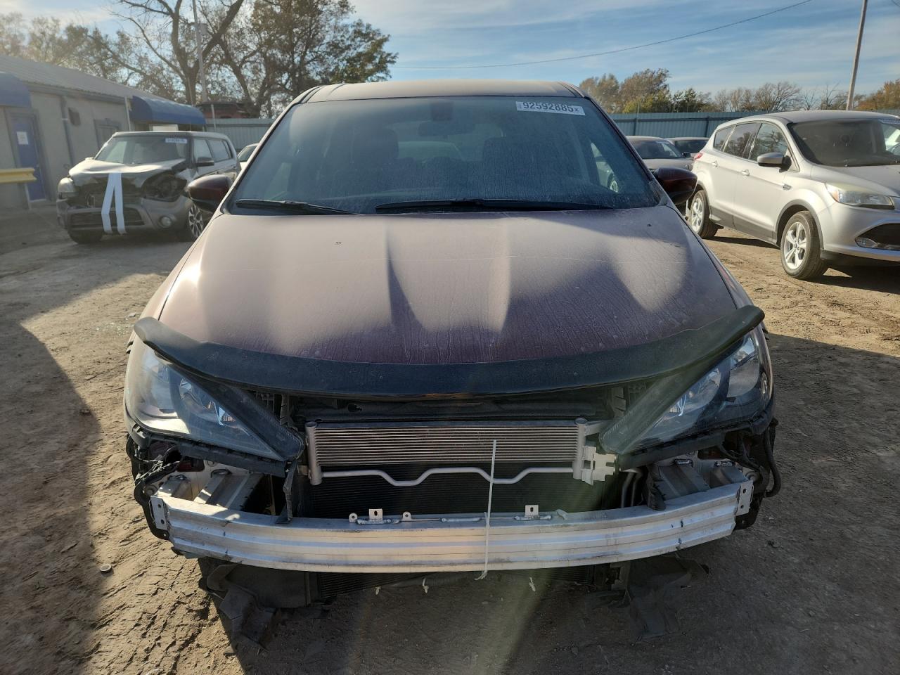 Chrysler Minivan Lx Image 7