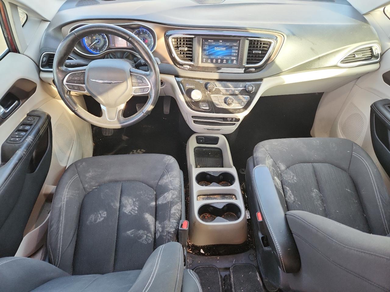 Chrysler Minivan Lx Image 4