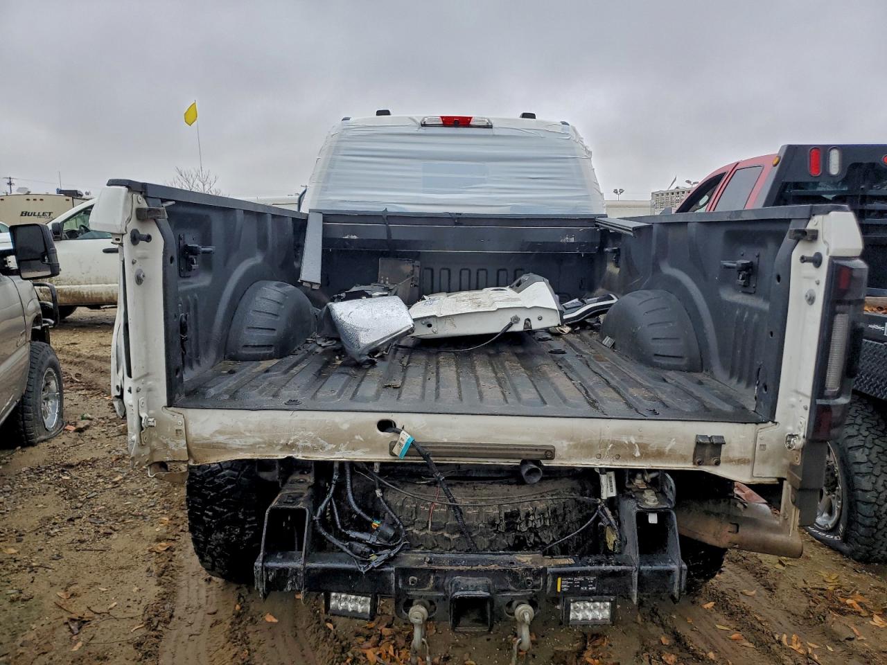 Ford F-350 Super Duty Image 7