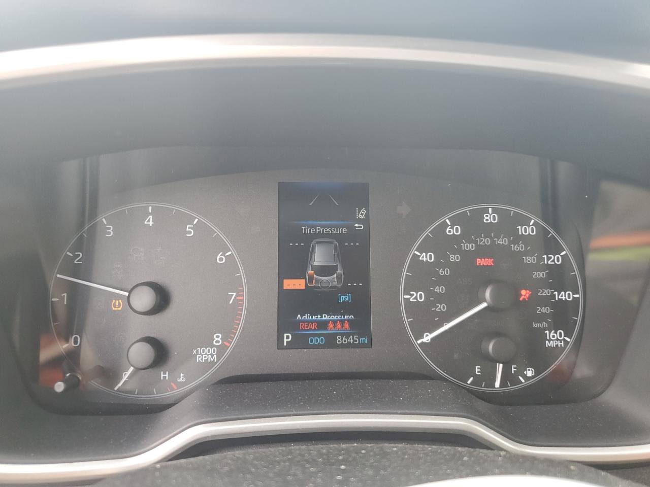 Toyota Corolla Se Image 8