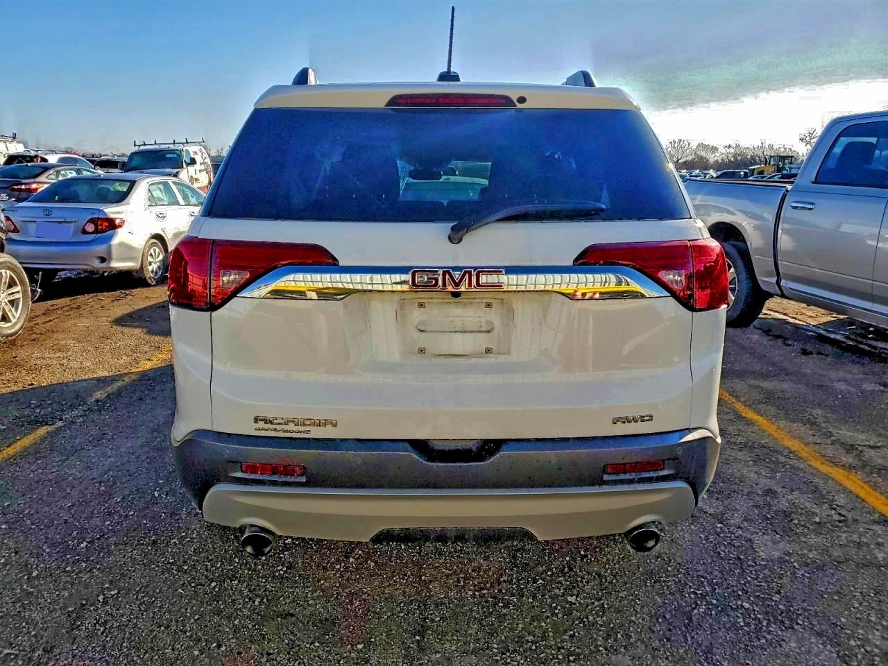 GMC Acadia Slt-1 Image 2