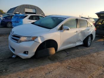  Salvage Toyota Venza