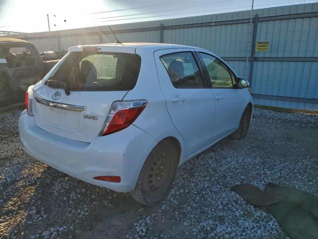 Toyota Yaris Image 3