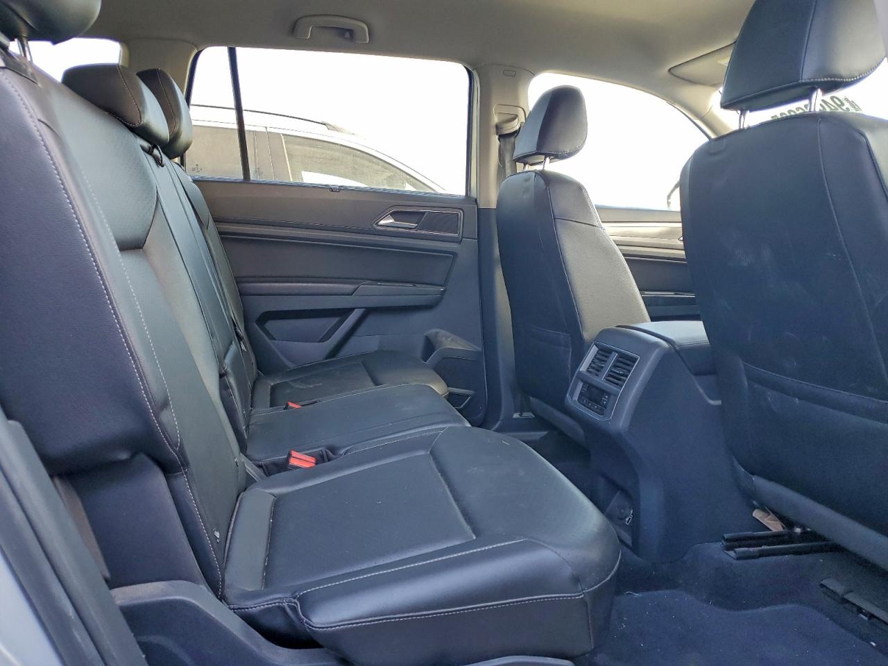 Volkswagen Atlas Se Image 9