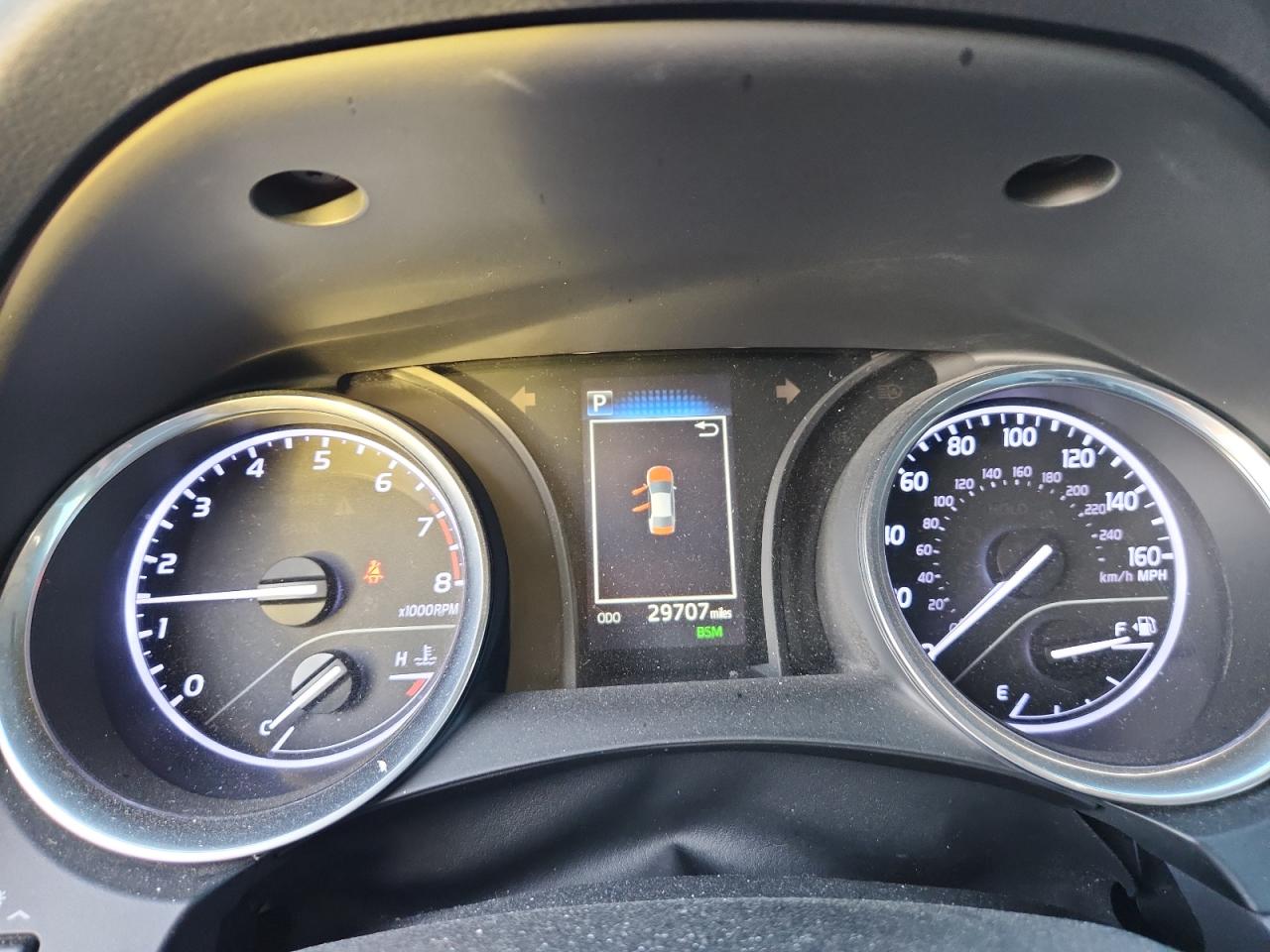 Toyota Camry L Image 6