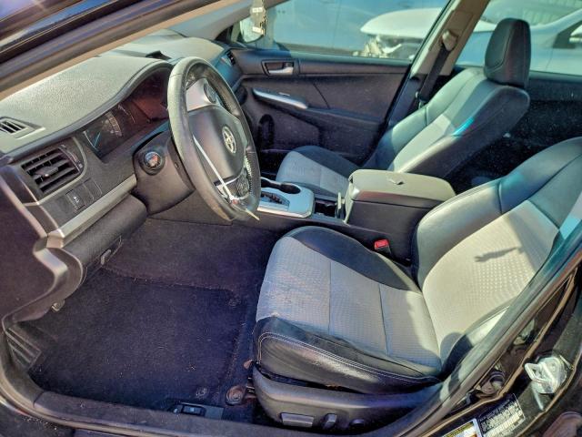 Toyota Camry Base Image 3