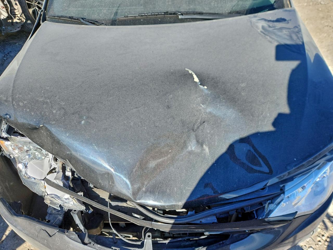 Toyota Camry Base Image 7