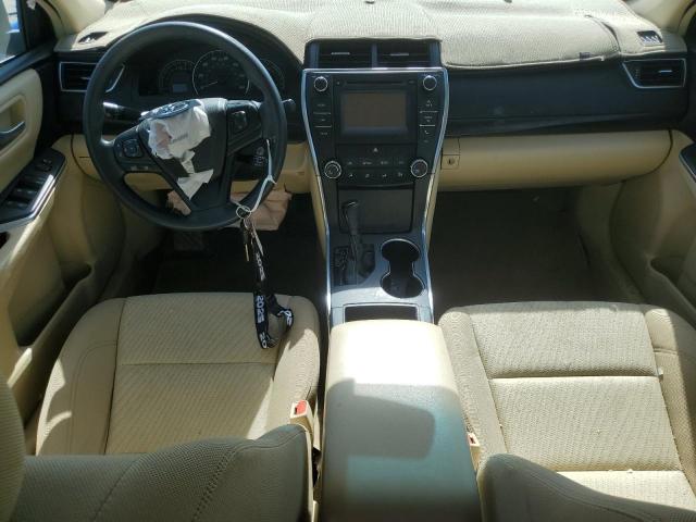 Toyota Camry Le Image 4