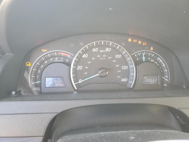 Toyota Camry Le Image 5