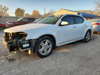  Salvage Dodge Avenger