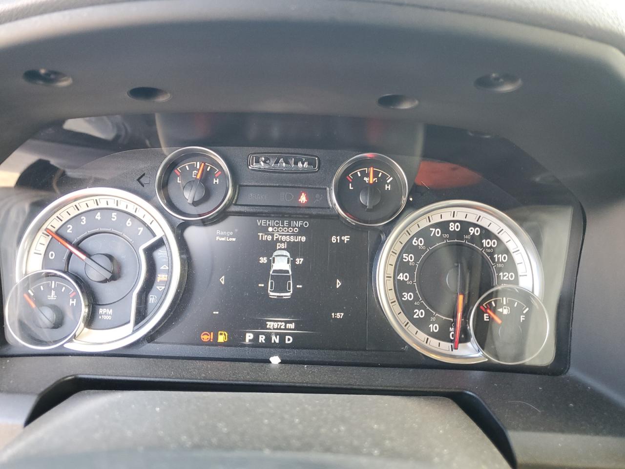 Ram 1500 Slt Image 6