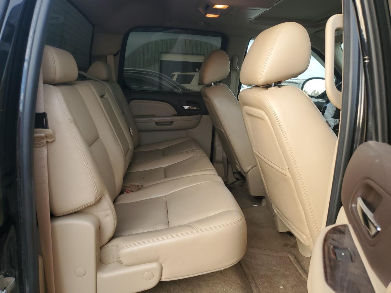 GMC Sierra C1500 Denali Image 11