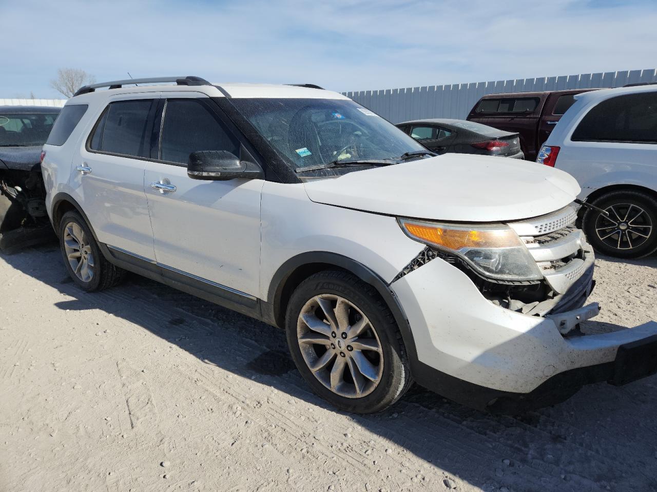 Ford Explorer Xlt Image 11