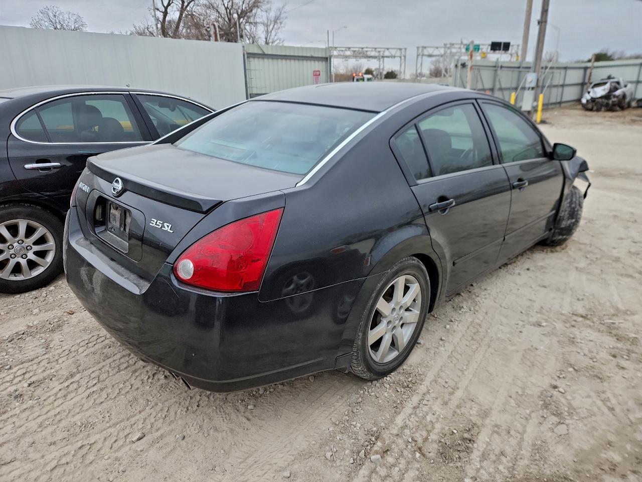 Nissan Maxima Se Image 7