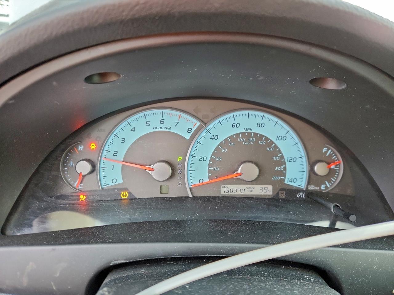 Toyota Camry Base Image 11