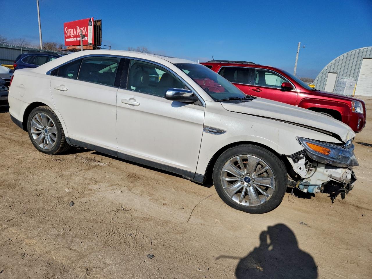 Ford Taurus Limited Image 4