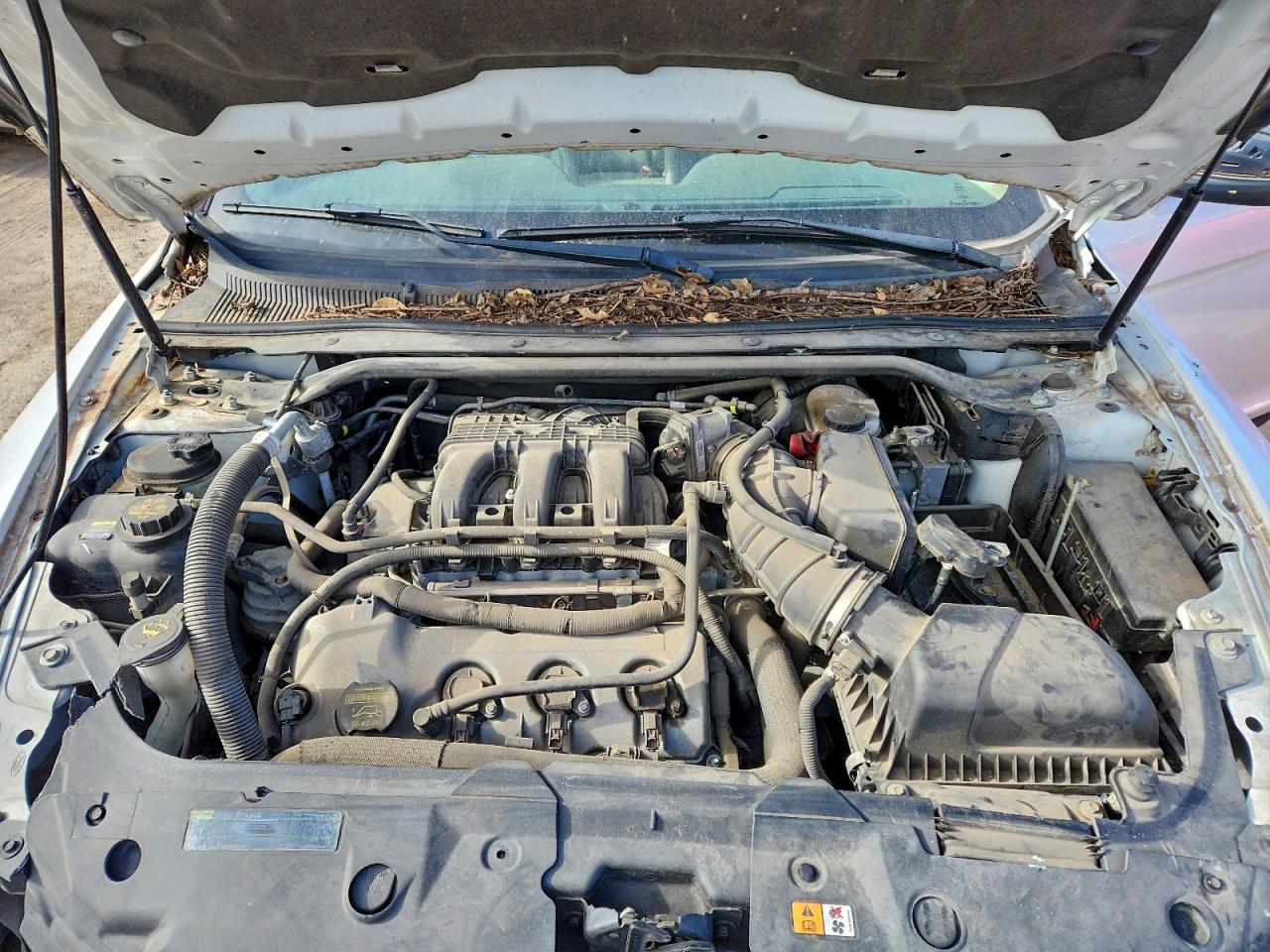 Ford Taurus Limited Image 12