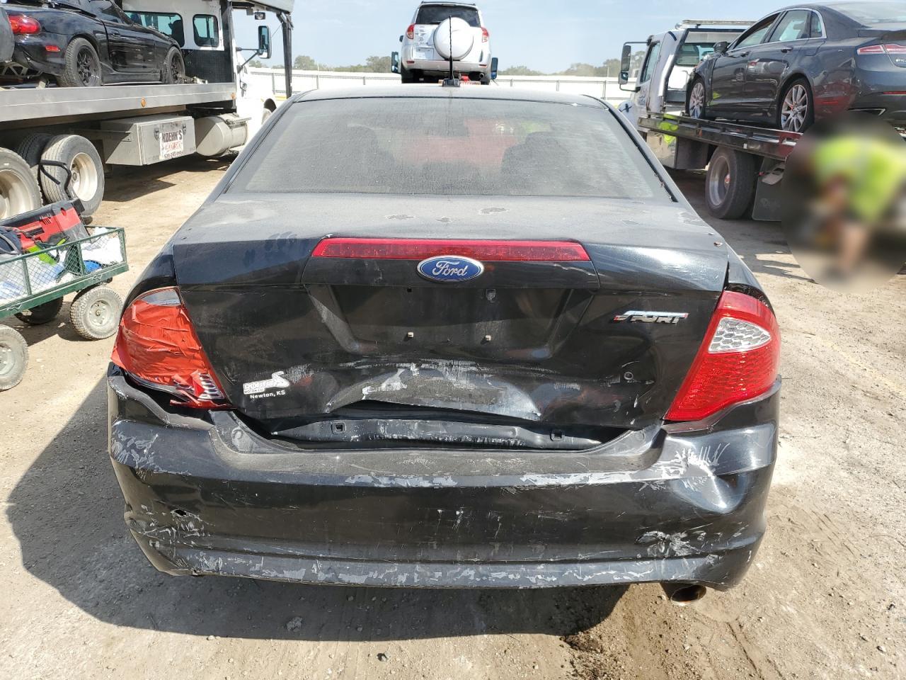 Ford Fusion Sport Image 13