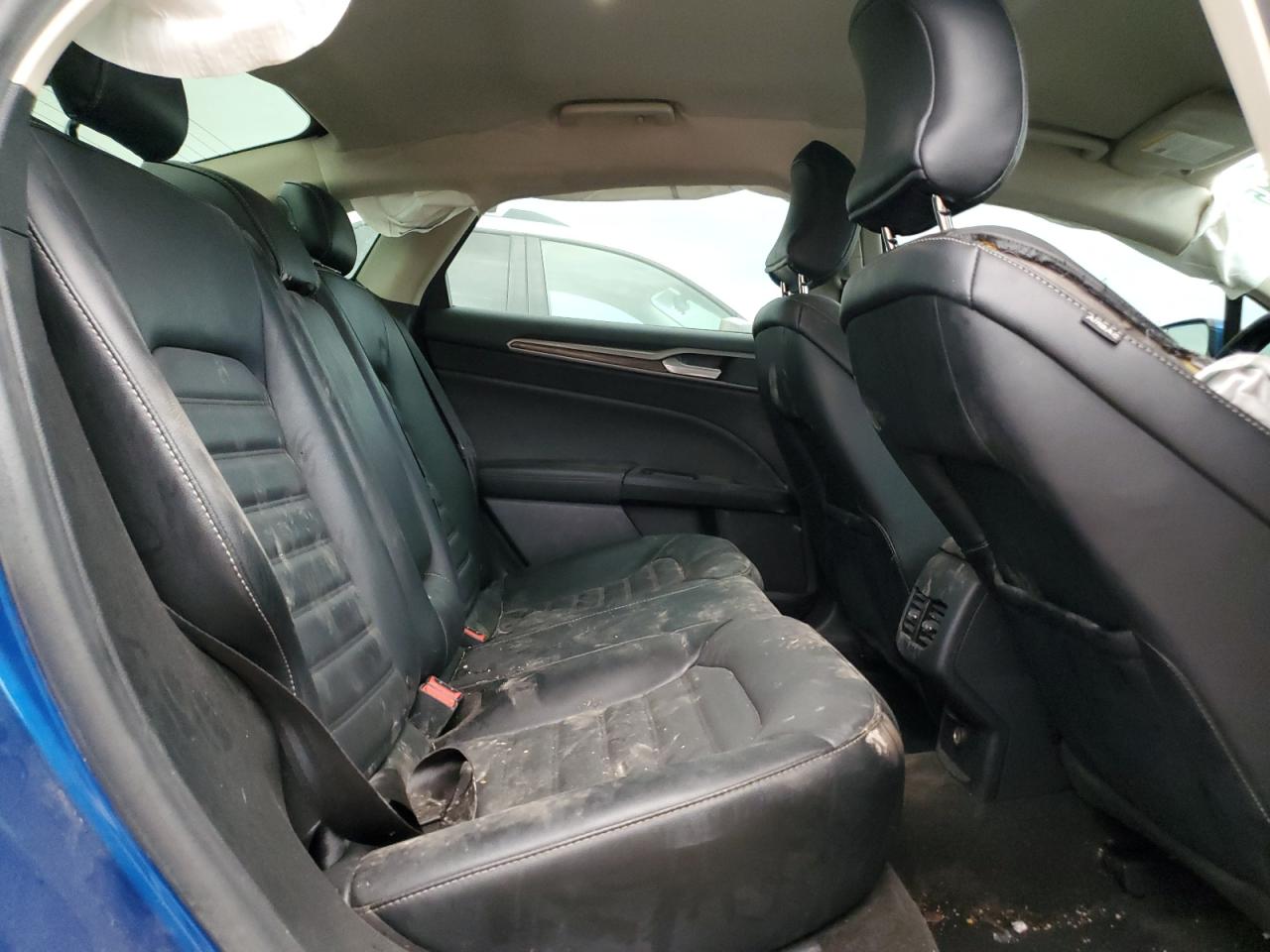 Ford Fusion Se Image 2