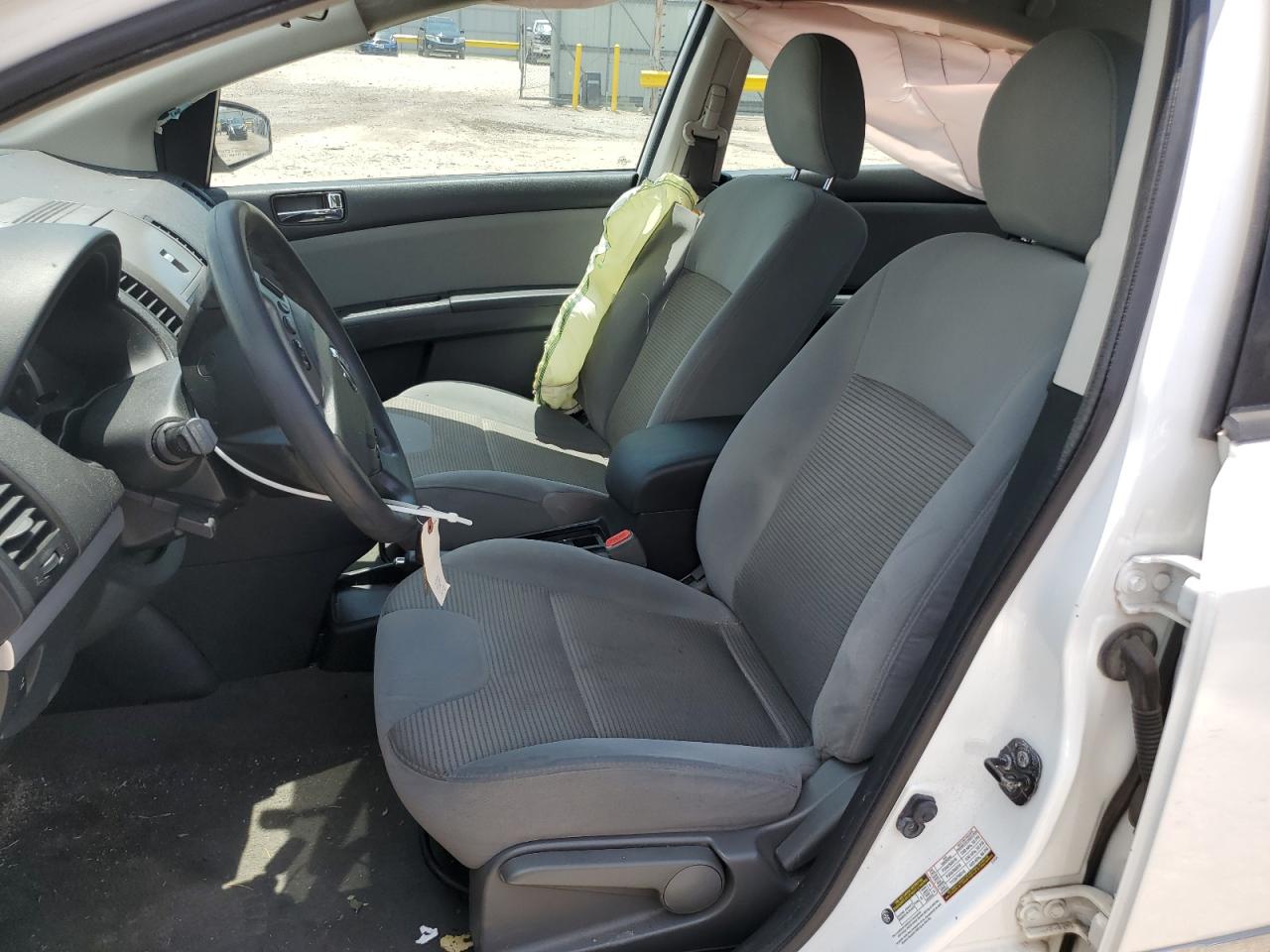 Nissan Sentra 2.0 Image 8