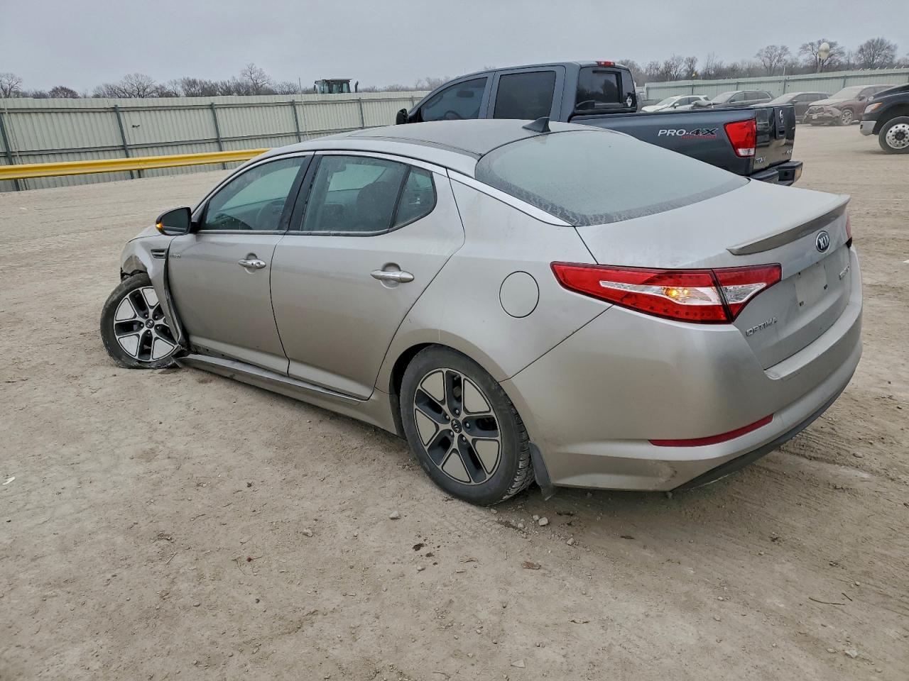 Kia Optima Hybrid Image 6