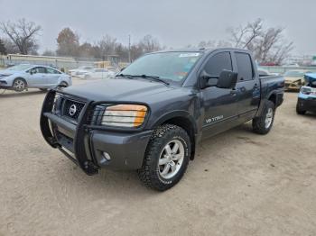  Salvage Nissan Titan