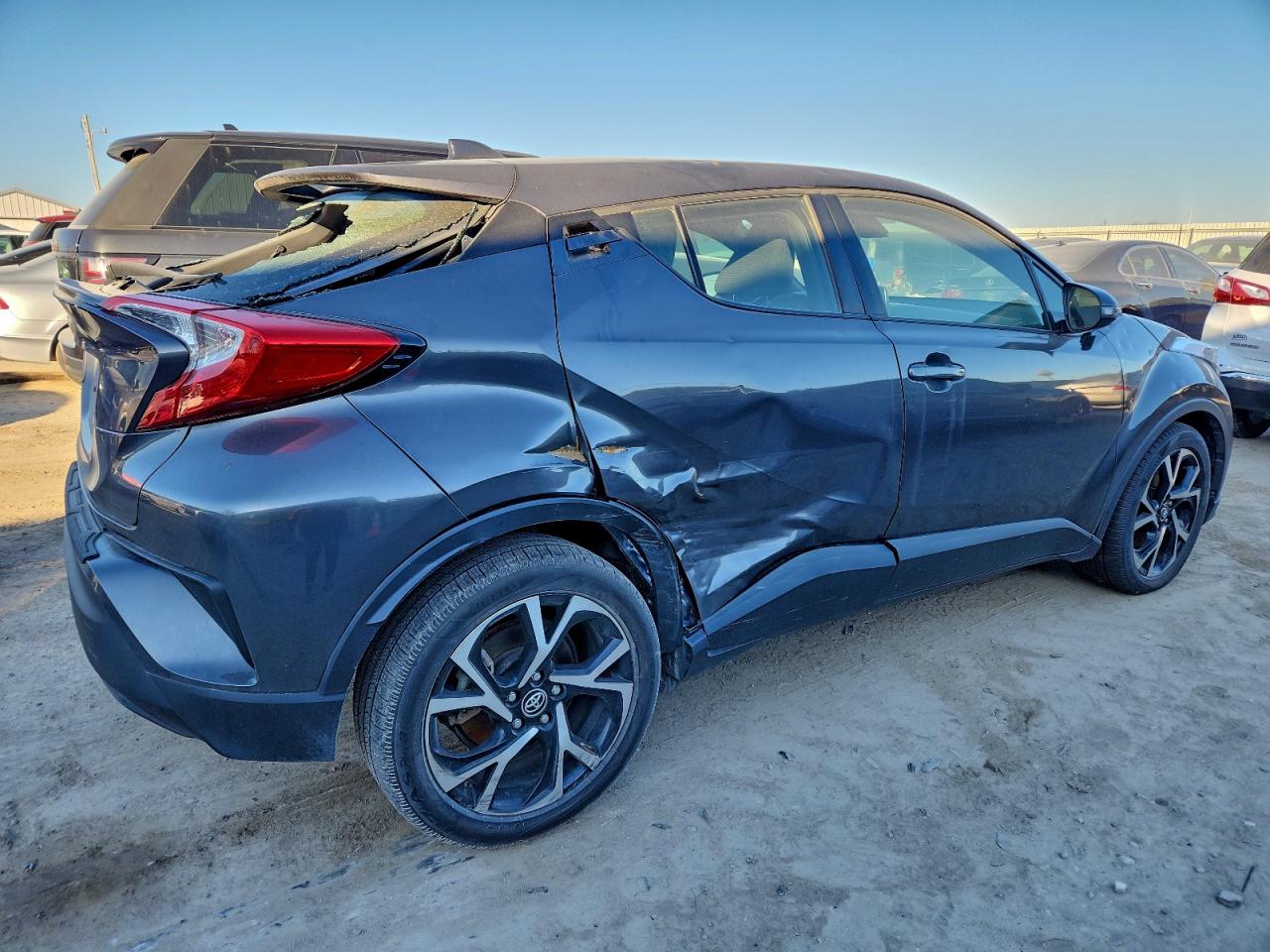 Toyota C-HR Xle Image 9