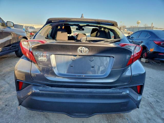 Toyota C-HR Xle Image 4