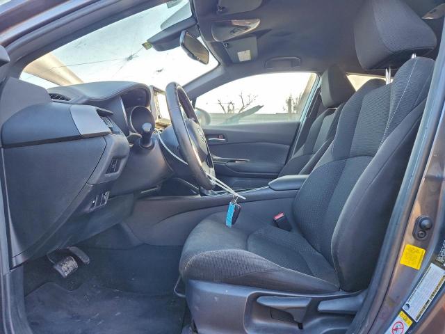 Toyota C-HR Xle Image 12