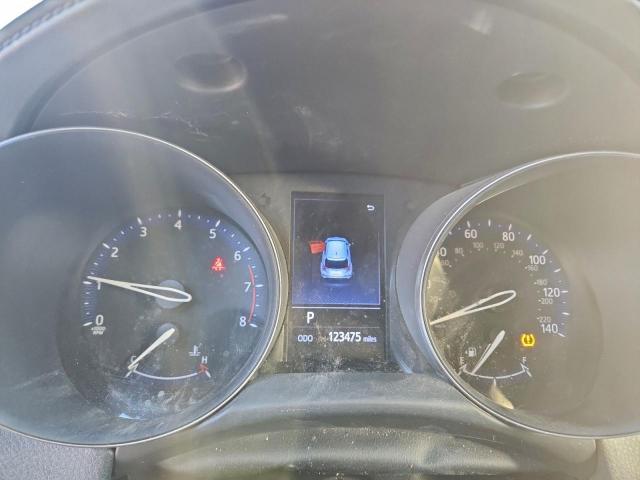 Toyota C-HR Xle Image 5