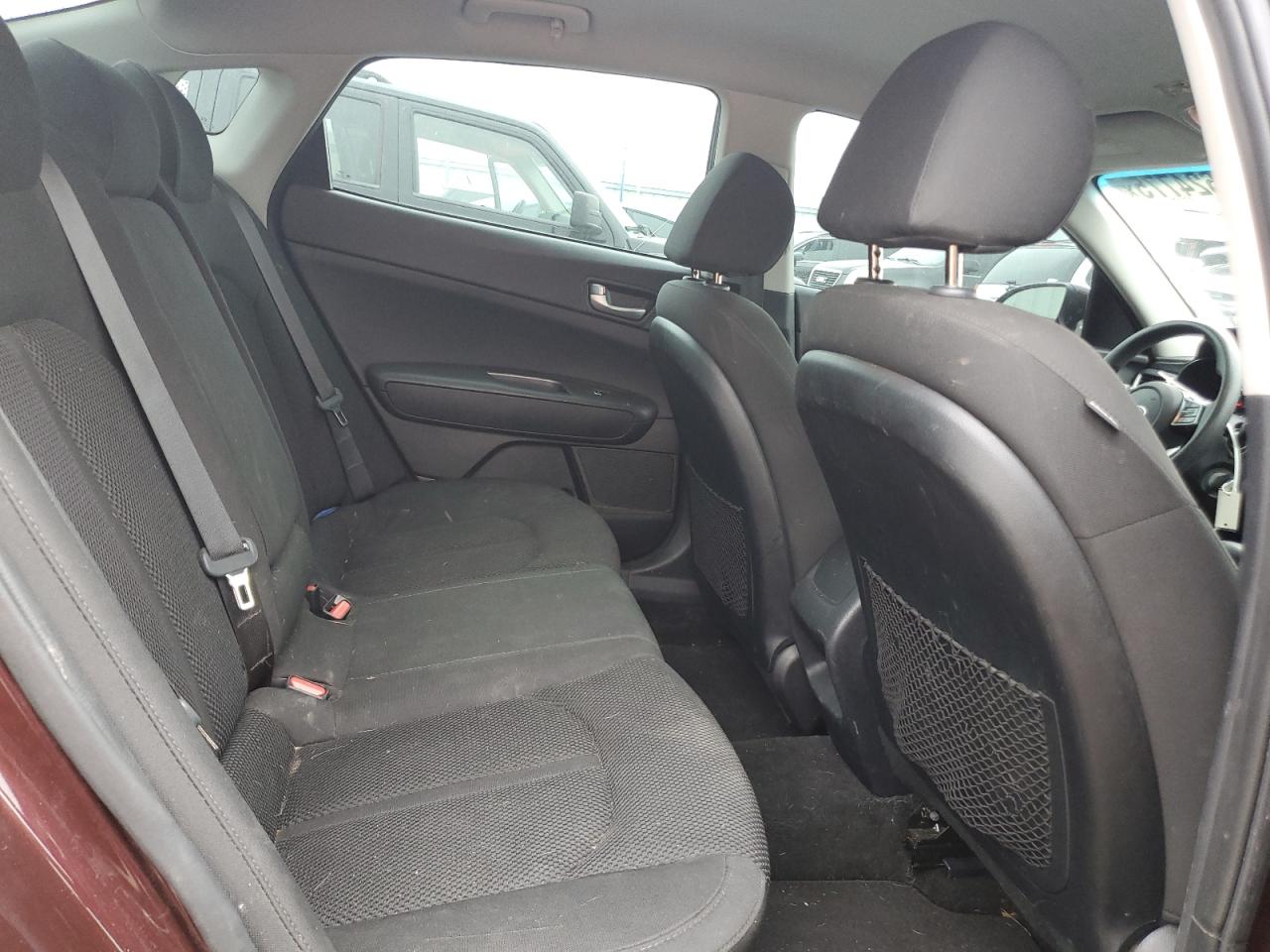 Kia Optima Lx Image 9