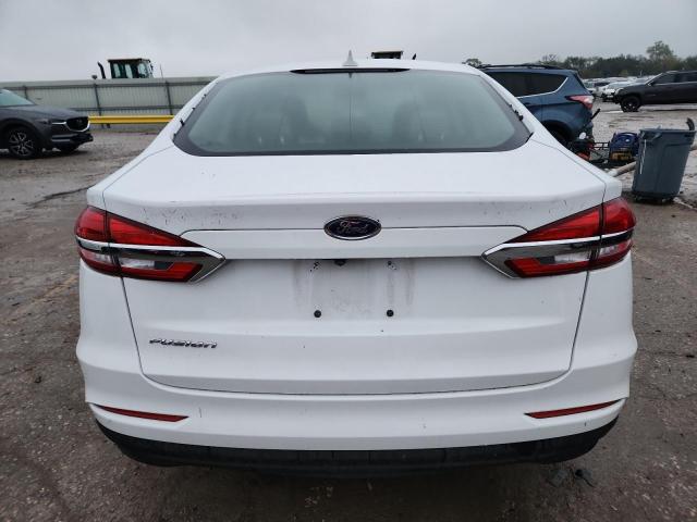 Ford Fusion S Image 12