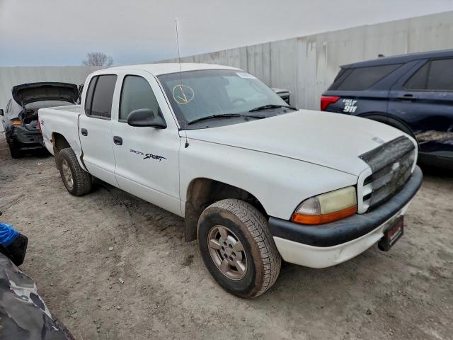 Dodge Dakota Quad Image 12