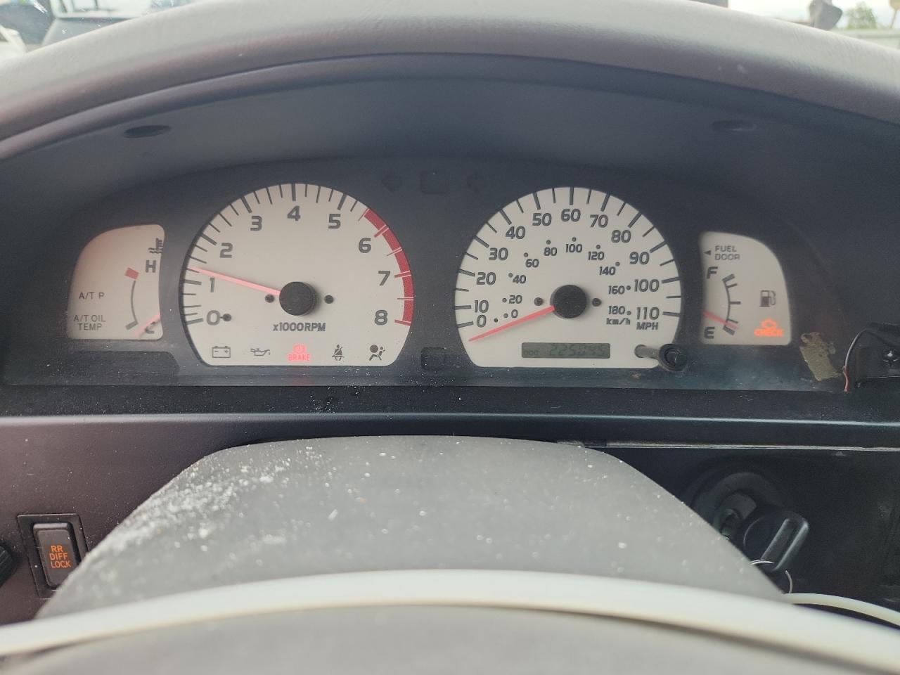 Toyota Tacoma Double Cab Image 7