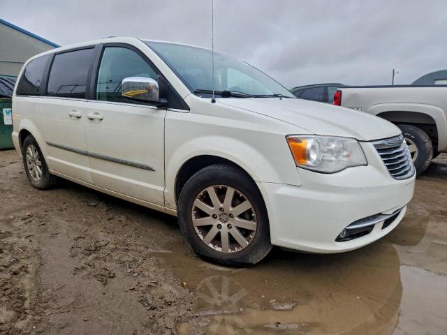 Chrysler Minivan Touring L Image 11