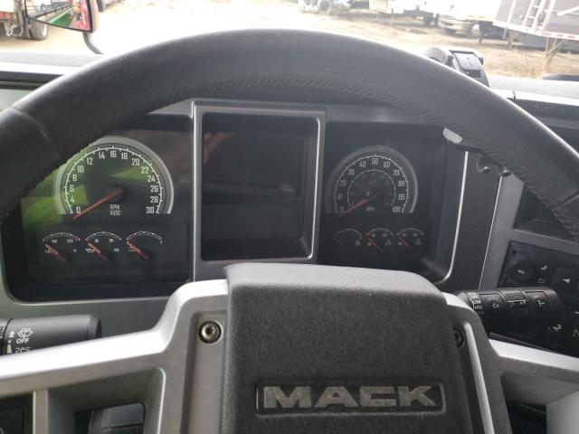 Mack Anthem Image 4
