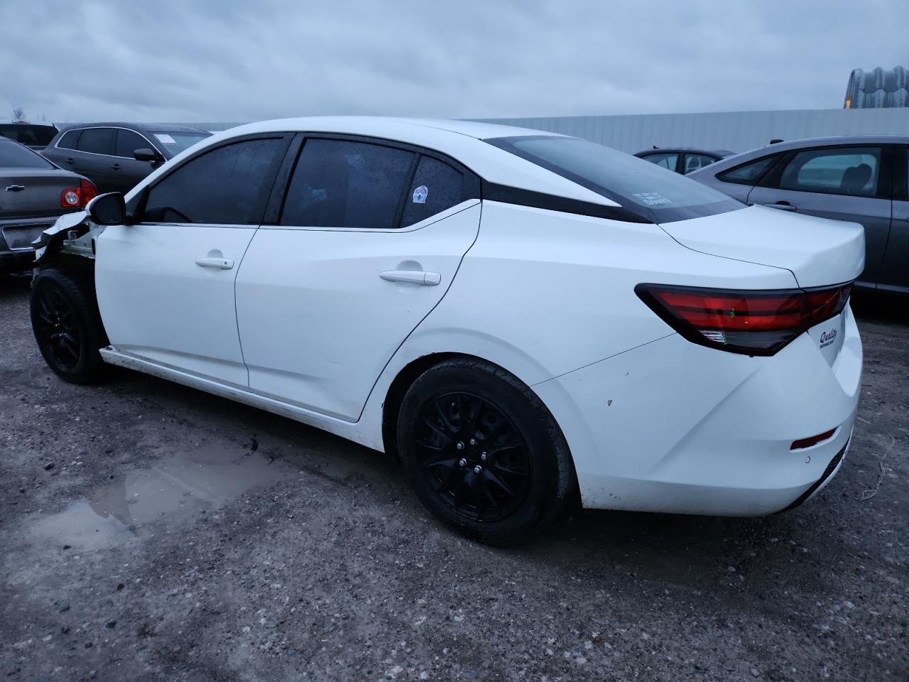 Nissan Sentra S Image 11