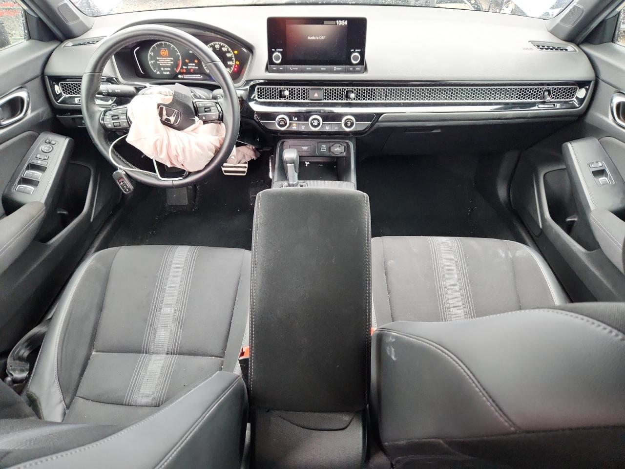 Honda Civic Sport Image 9