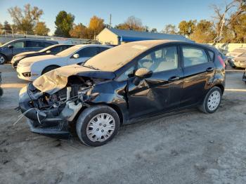  Salvage Ford Fiesta