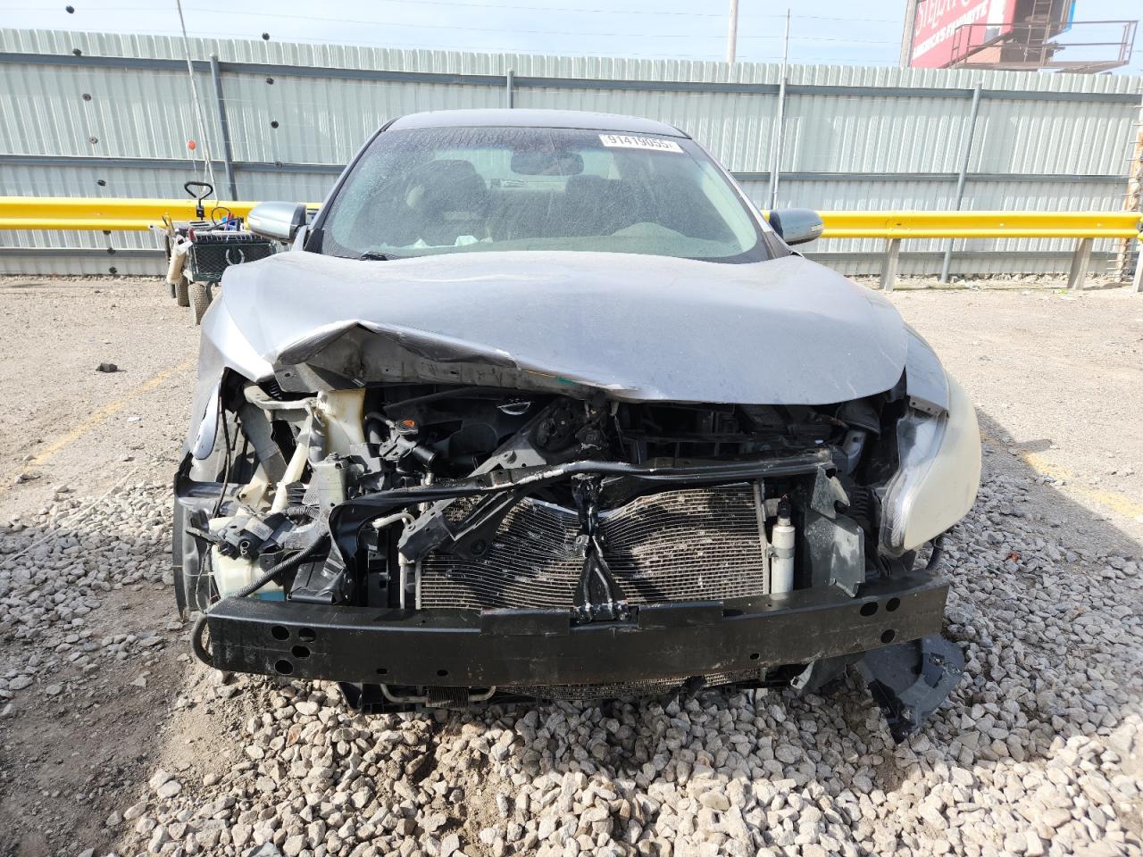 Nissan Maxima S Image 8